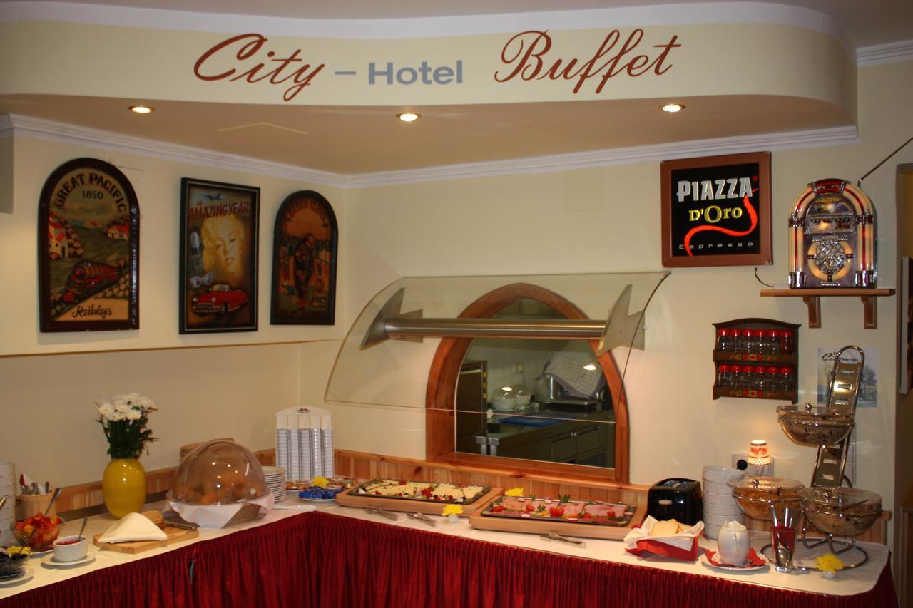 City Hotel Neunkirchen Exterior photo